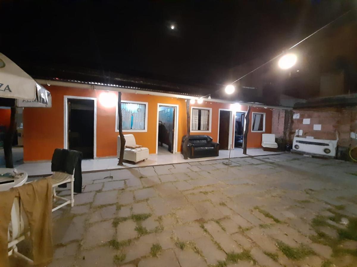 Plaza Hostel Sj 2 Salta Bagian luar foto