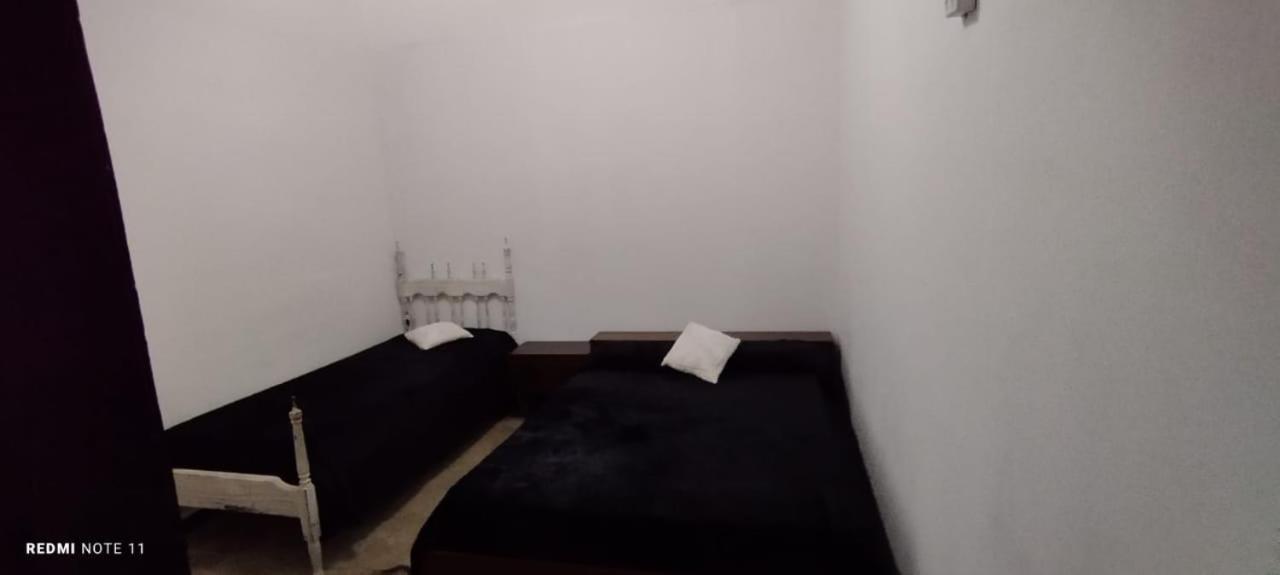 Plaza Hostel Sj 2 Salta Bagian luar foto