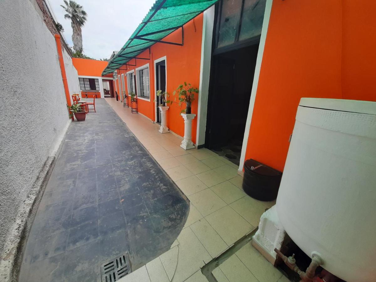 Plaza Hostel Sj 2 Salta Bagian luar foto