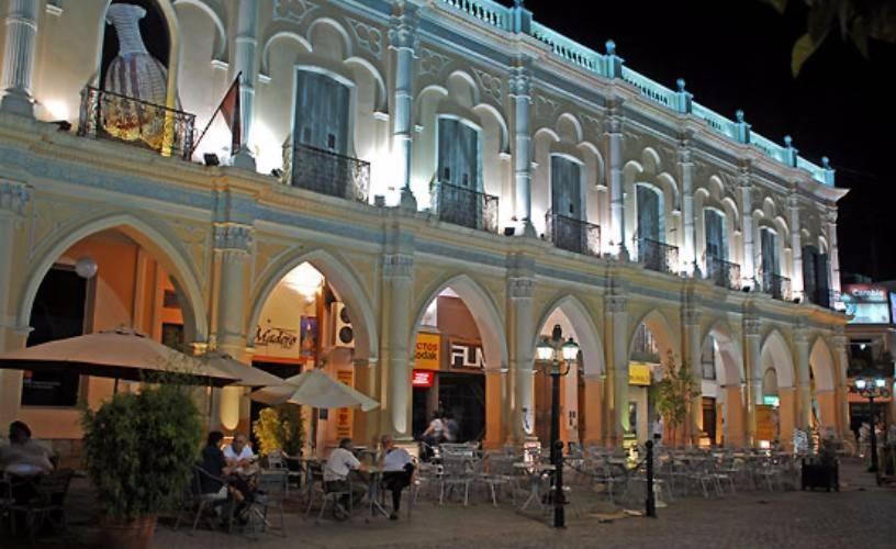 Plaza Hostel Sj 2 Salta Bagian luar foto