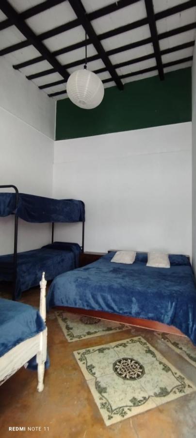 Plaza Hostel Sj 2 Salta Bagian luar foto